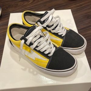 Revenge x Storm (Yellow) Does Not Come With Original Box